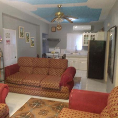 Relax In Sunny Montego Bay, Jamaica Apartment Exterior foto