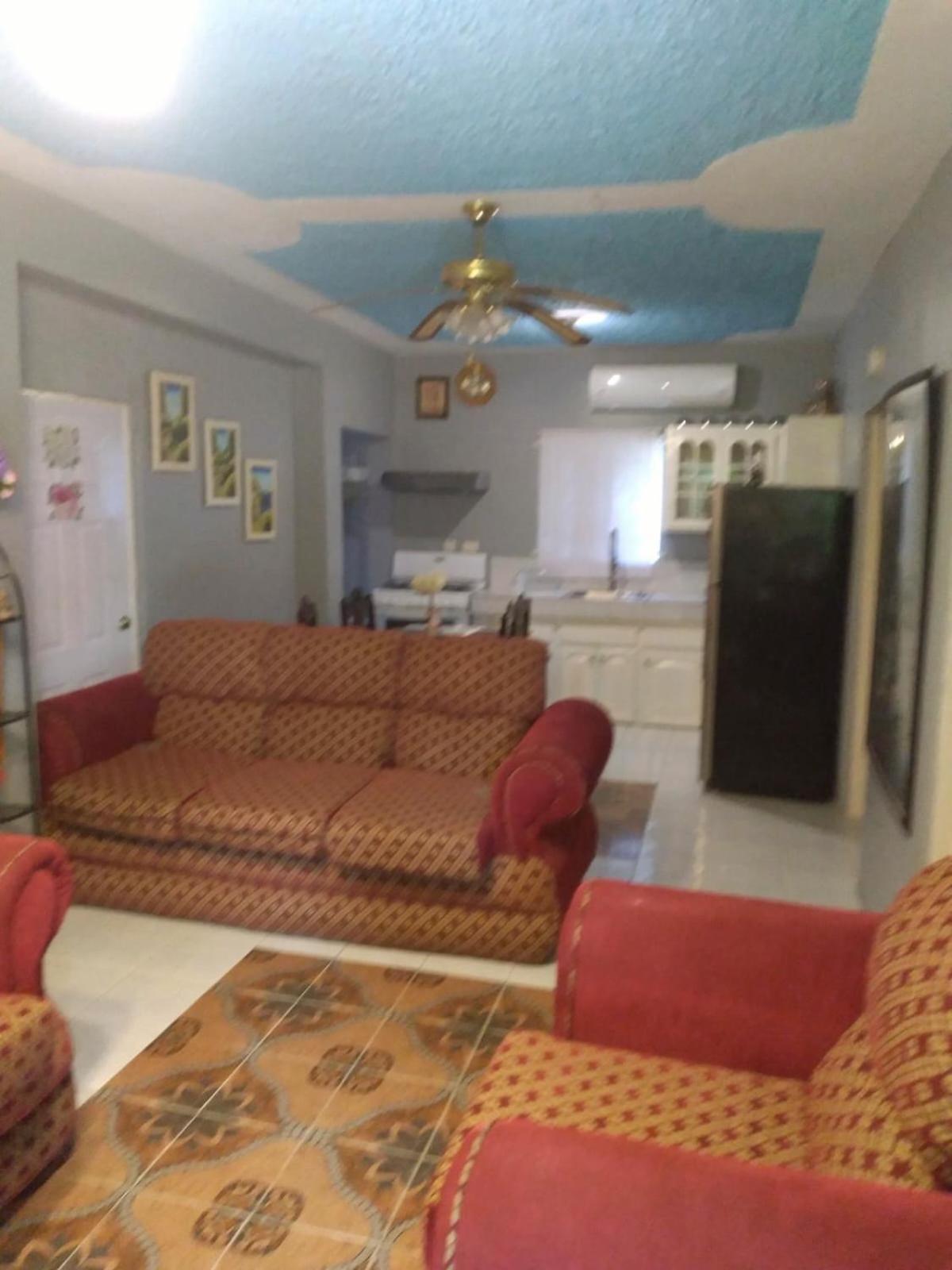 Relax In Sunny Montego Bay, Jamaica Apartment Exterior foto
