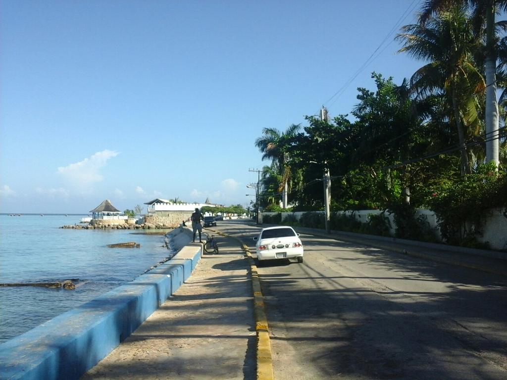 Relax In Sunny Montego Bay, Jamaica Apartment Exterior foto